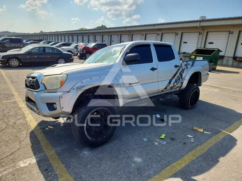 2013 Toyota TACOMA photo
