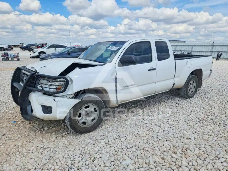 2013 Toyota TACOMA photo