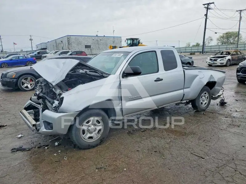 2013 Toyota TACOMA photo