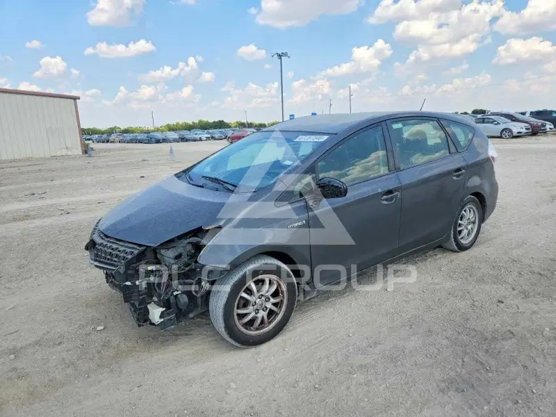 2013 Toyota PRIUS фото
