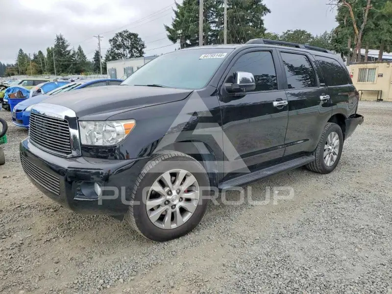 2013 Toyota SEQUOIA фото