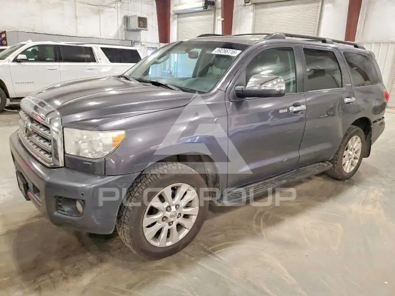 2013 Toyota SEQUOIA фото