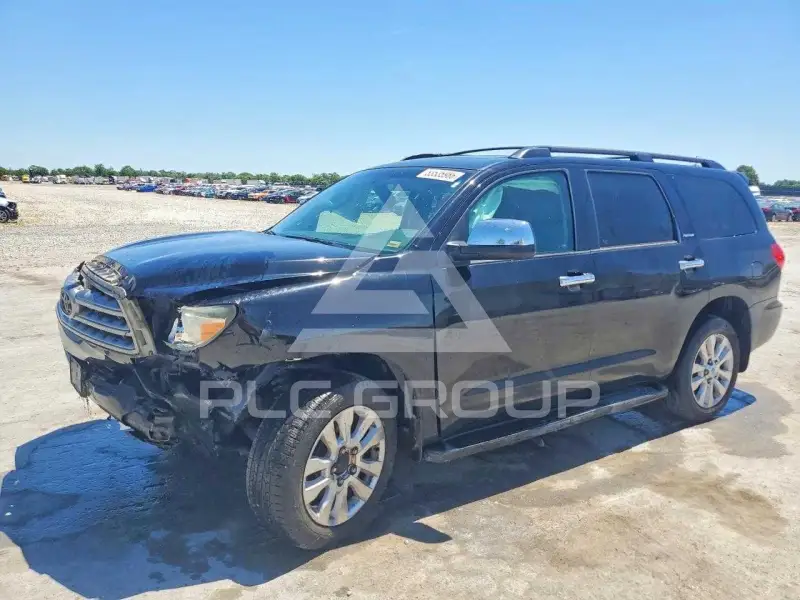 2013 Toyota SEQUOIA фото
