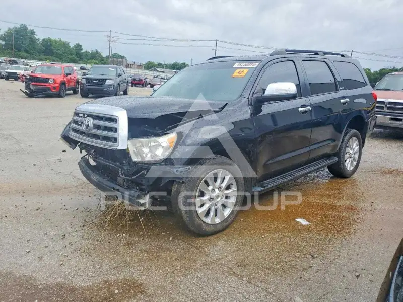 2013 Toyota SEQUOIA photo