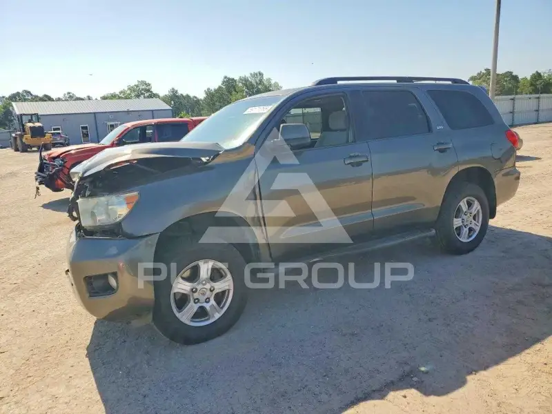 2013 Toyota SEQUOIA фото