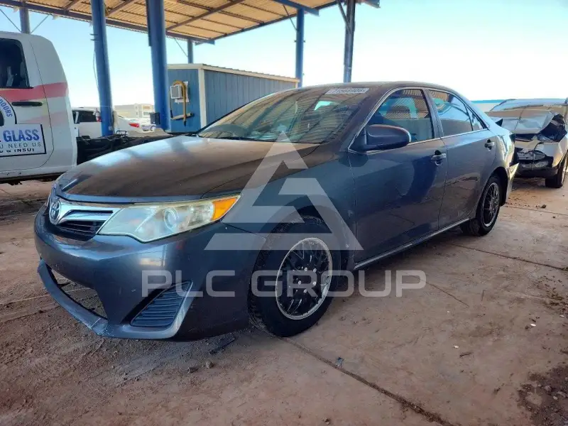 2013 Toyota CAMRY фото
