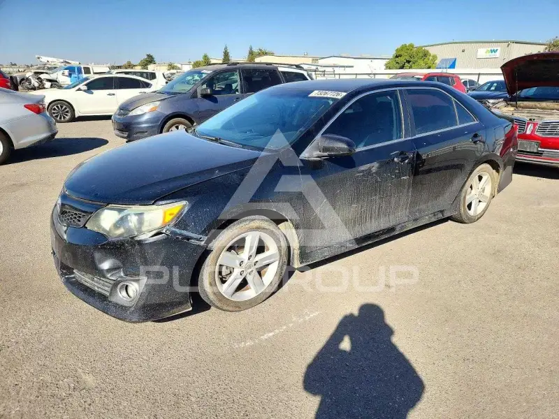 2013 Toyota CAMRY фото
