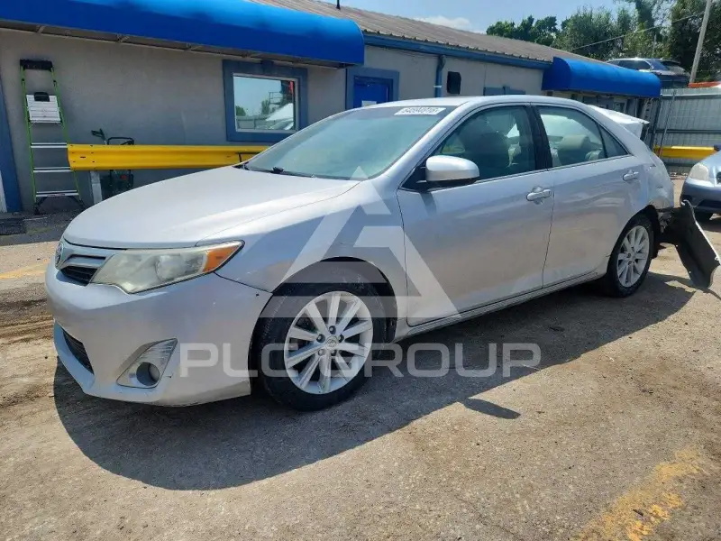 2013 Toyota CAMRY фото