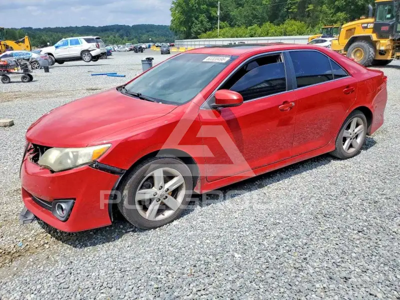 2013 Toyota CAMRY фото