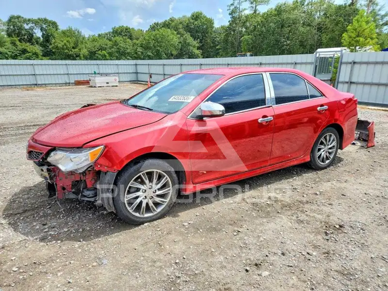 2013 Toyota CAMRY фото
