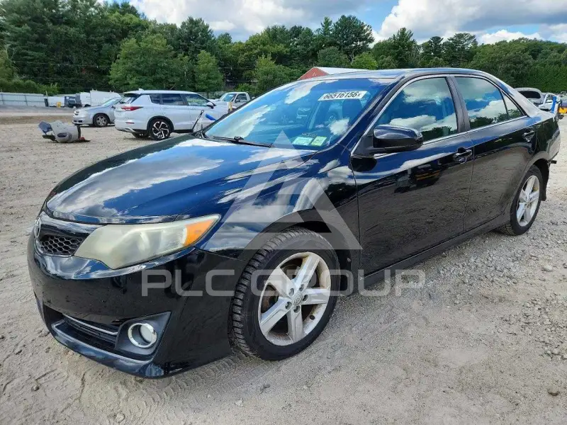 2013 Toyota CAMRY фото
