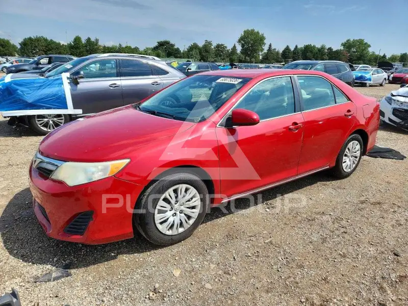 2013 Toyota CAMRY фото