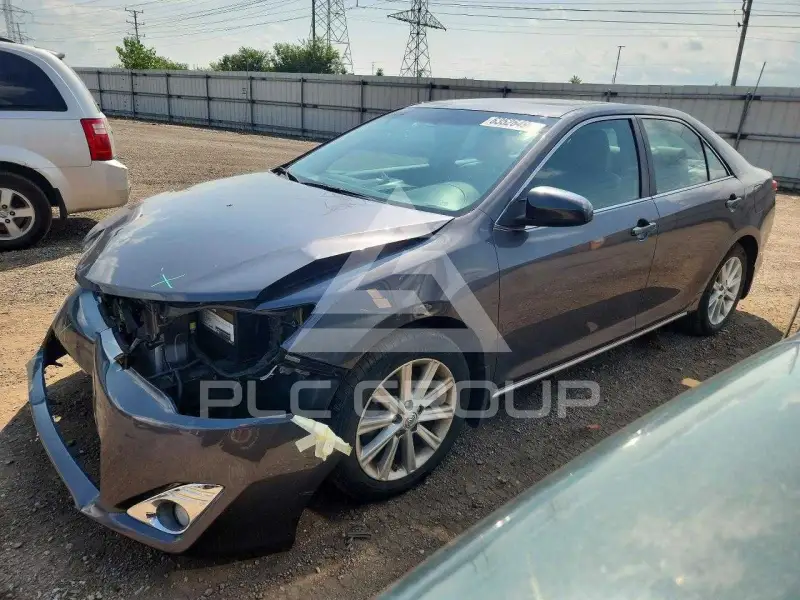 2013 Toyota CAMRY photo