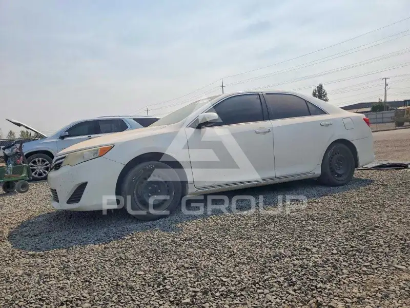 2013 Toyota CAMRY photo