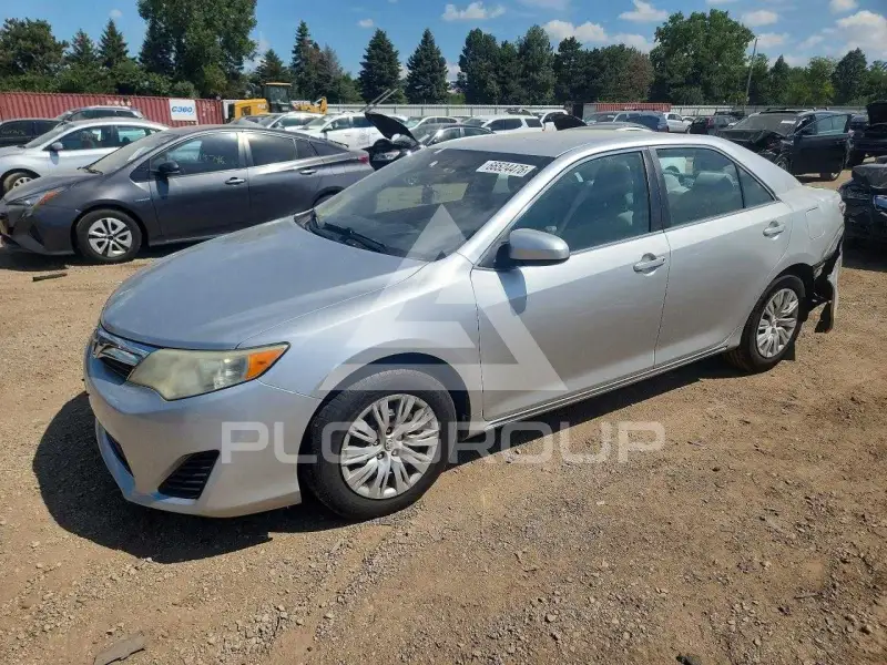 2013 Toyota CAMRY фото