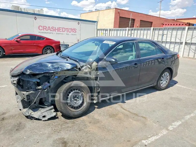 2013 Toyota CAMRY фото