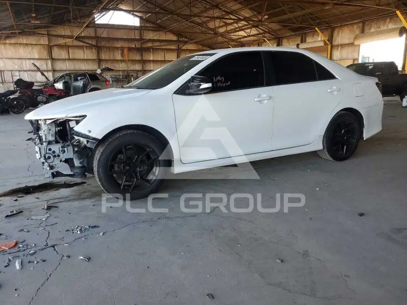 2013 Toyota CAMRY photo