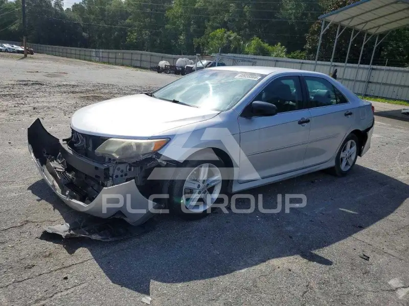 2013 Toyota CAMRY фото