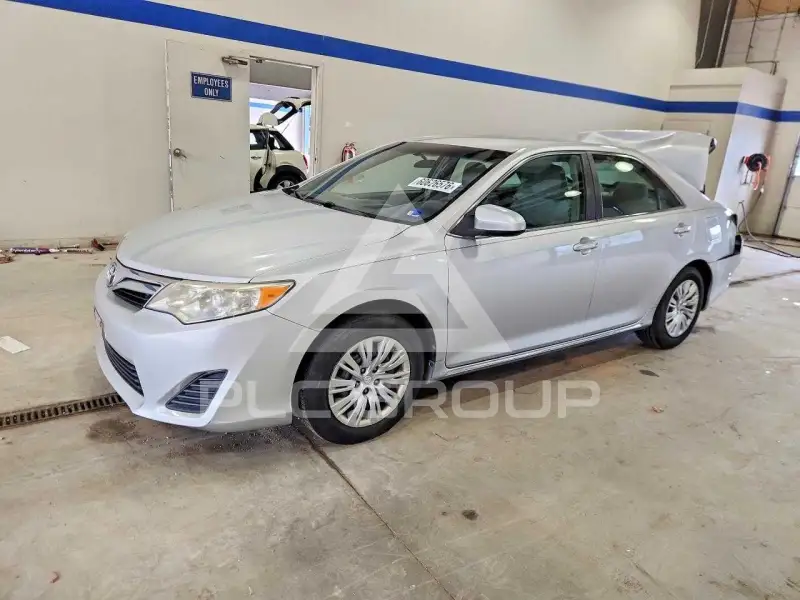 2013 Toyota CAMRY фото