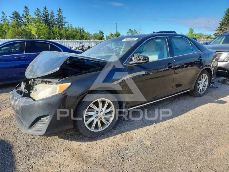2013 Toyota CAMRY photo