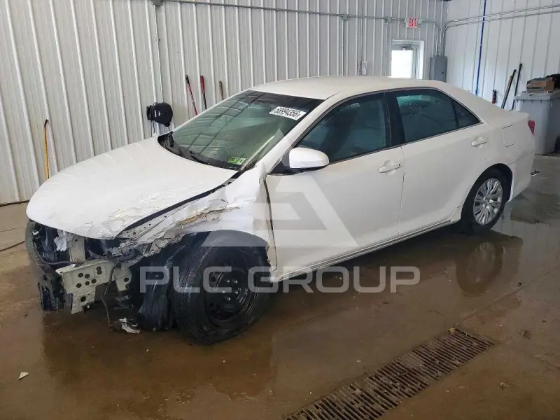 2013 Toyota CAMRY photo