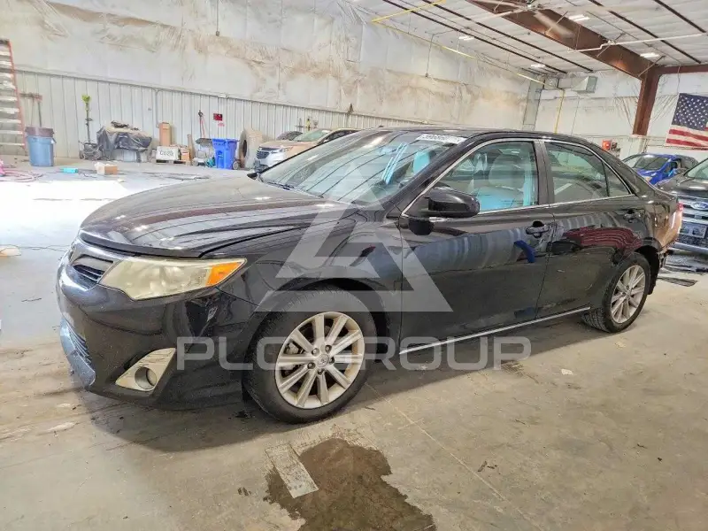 2013 Toyota CAMRY photo