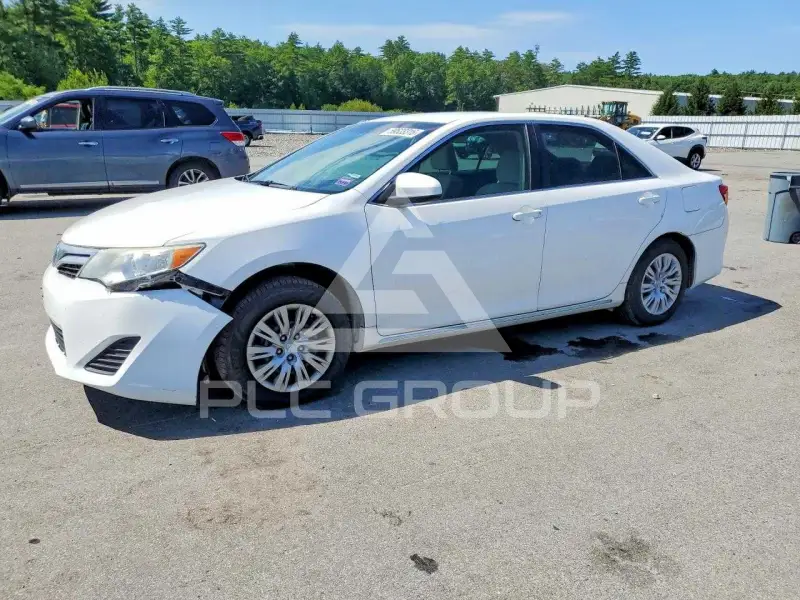 2013 Toyota CAMRY photo