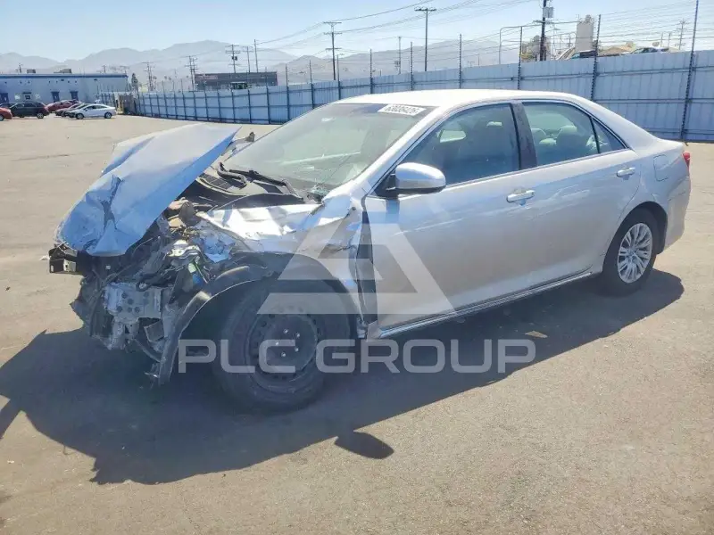 2013 Toyota CAMRY фото