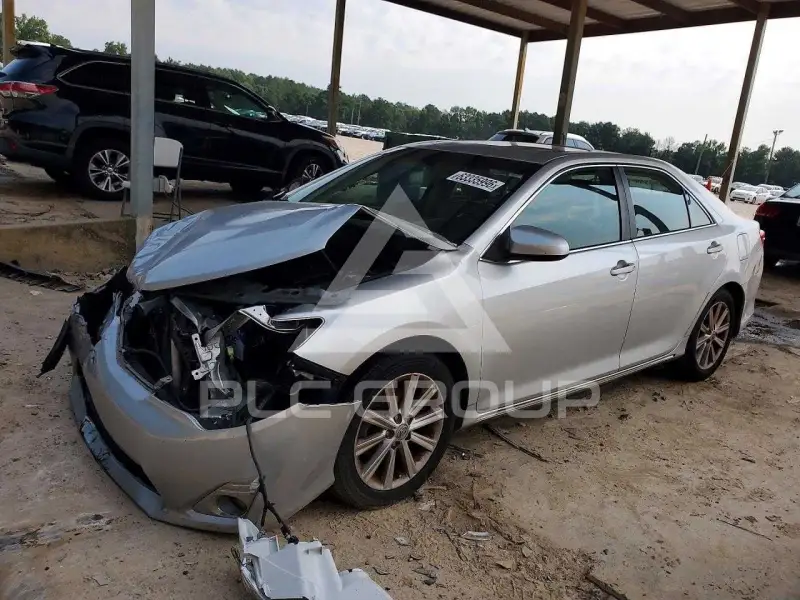 2013 Toyota CAMRY фото