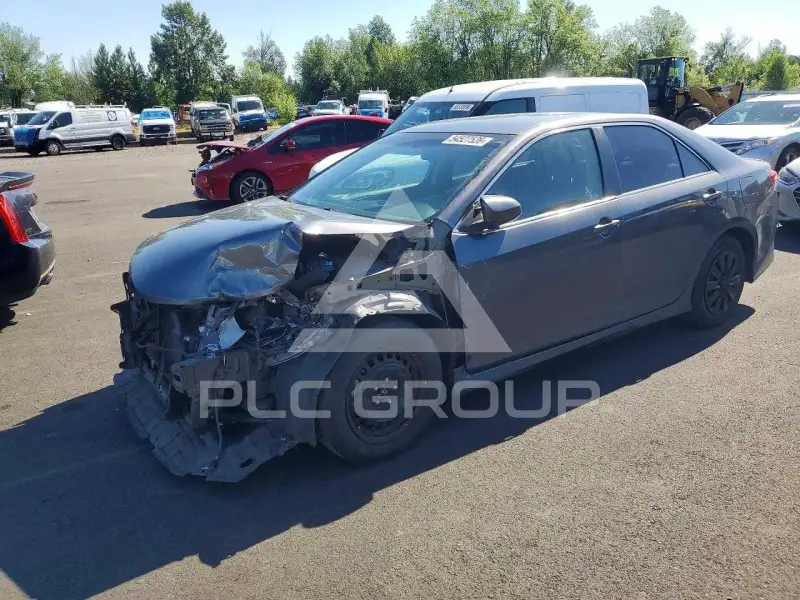 2013 Toyota CAMRY фото