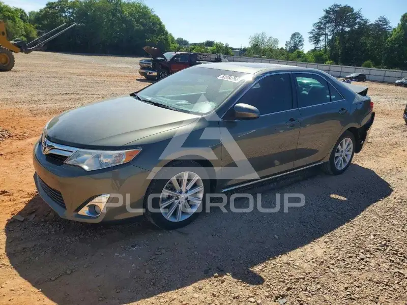 2013 Toyota CAMRY фото