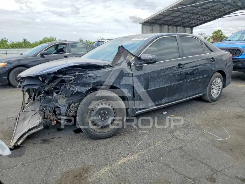 2013 Toyota CAMRY photo