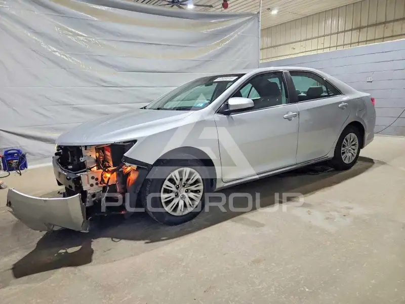2013 Toyota CAMRY фото