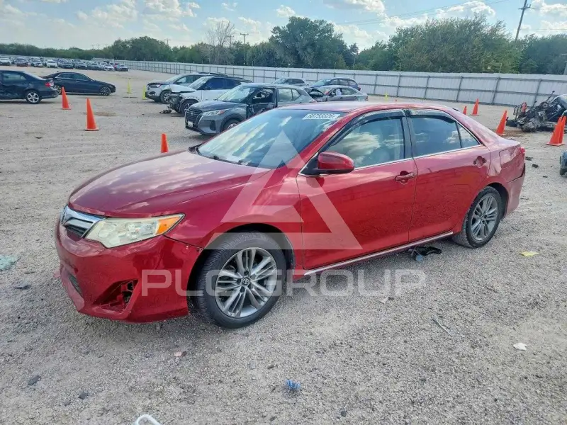 2013 Toyota CAMRY фото