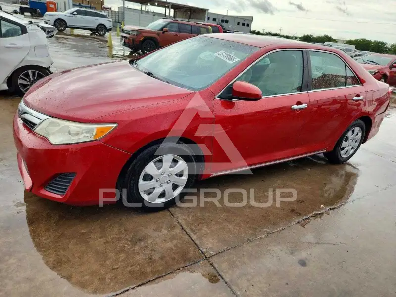 2013 Toyota CAMRY photo
