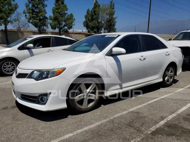 2013 Toyota CAMRY photo