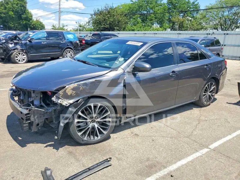 2013 Toyota CAMRY фото