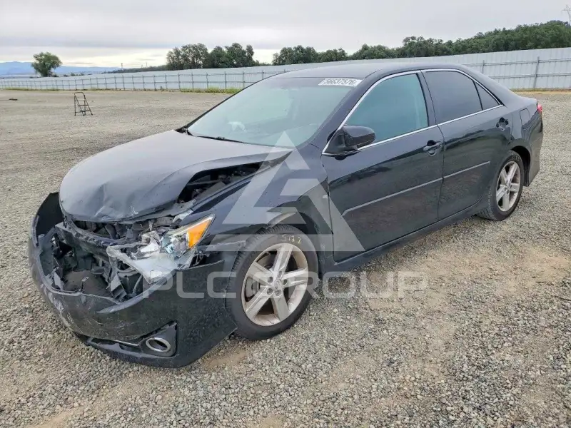 2013 Toyota CAMRY фото