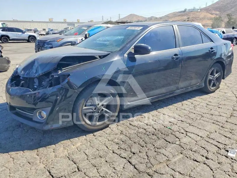 2013 Toyota CAMRY photo