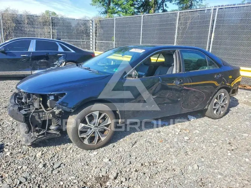 2013 Toyota CAMRY фото