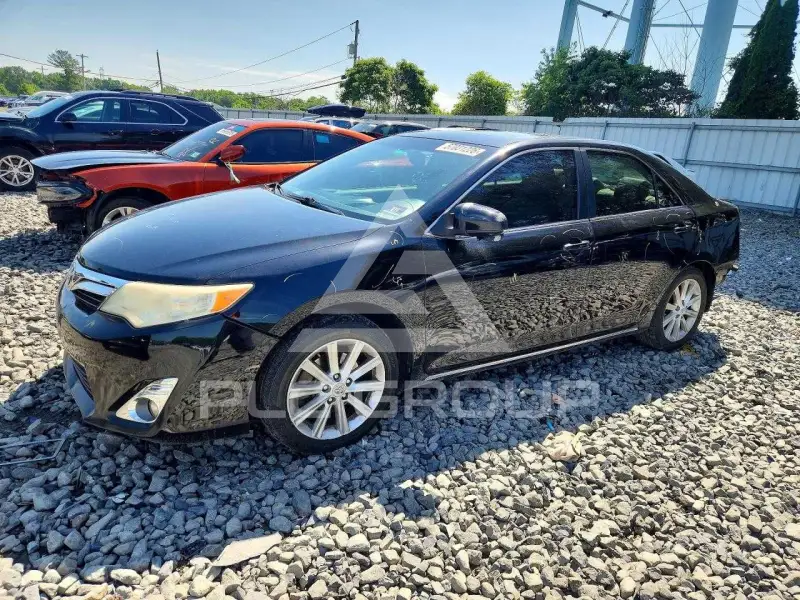 2013 Toyota CAMRY photo