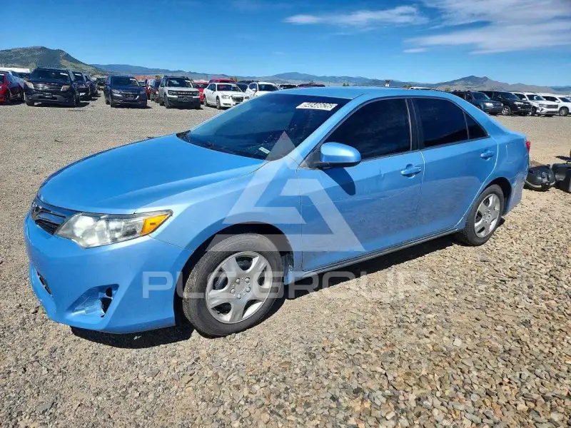 2013 Toyota CAMRY photo