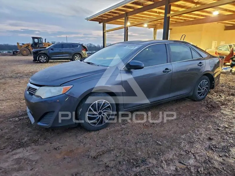 2013 Toyota CAMRY photo