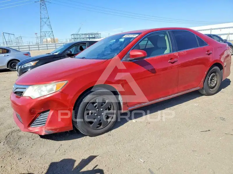2013 Toyota CAMRY фото