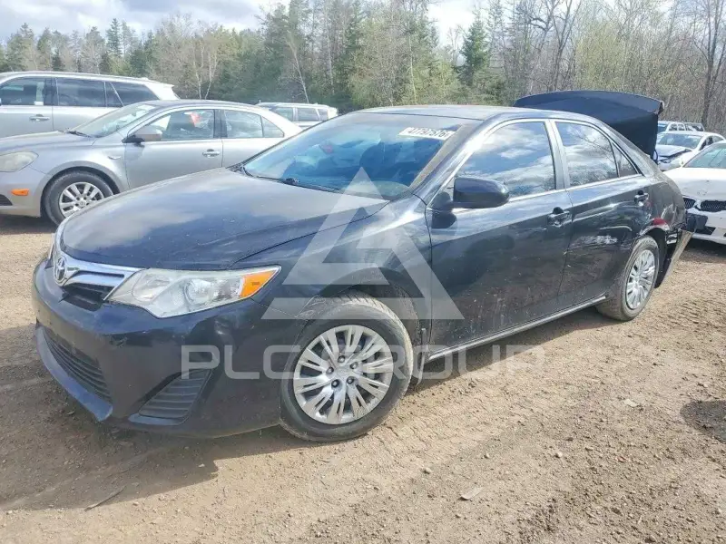2013 Toyota CAMRY фото