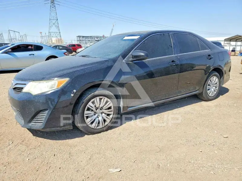 2013 Toyota CAMRY фото