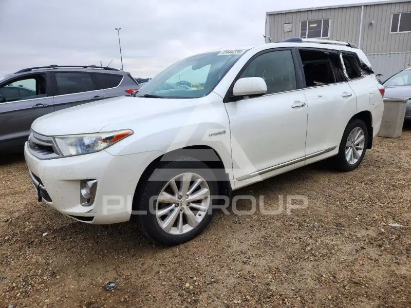 2013 Toyota Highlander photo