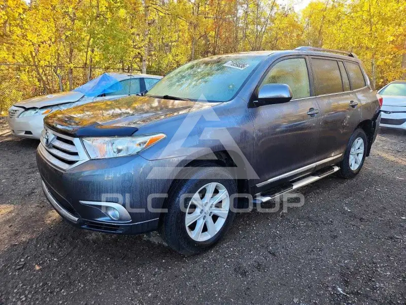 2013 Toyota Highlander фото