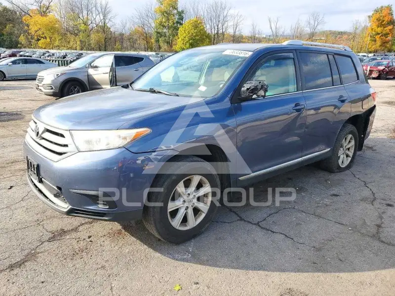 2013 Toyota Highlander фото
