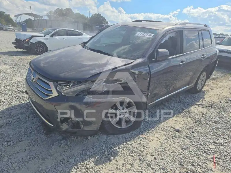 2013 Toyota Highlander фото